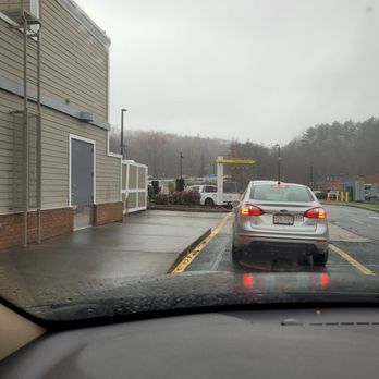 McDonald's - Burgers Near Me - West Simsbury, Connecticut