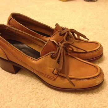 Prototype Vintage Design - 70s oxfords! - Used, Vintage & Consignment Near Me - Austin, Texas