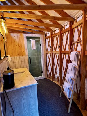 Desolation Hotel Hope Valley by null