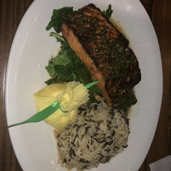 Fox & Turtle - Salmon - American Near Me - Itasca, Illinois
