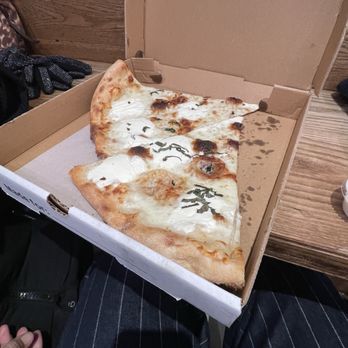 Pop's Pizza - Garlic white sauce slices - Pizza Near Me - New York, New York