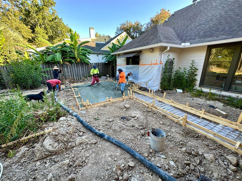 Slide of JR Construction Solutions