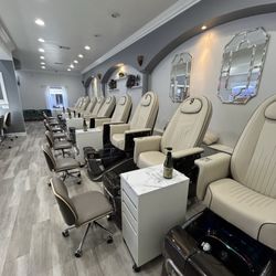 Tiffany nails spa