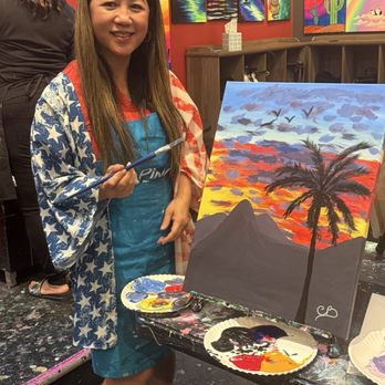 Pinot's Palette - Paint & Sip Near Me - Las Vegas, Nevada Pinot's Palette - Paint & Sip Near Me - Las Vegas, Nevada