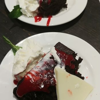 Hard Rock Cafe - Sad sad brownies - Burgers Near Me - Honolulu, Hawaii Hard Rock Cafe - Sad sad brownies - Burgers Near Me - Honolulu, Hawaii