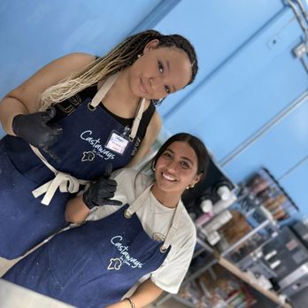 Castaways Ice Cream - Ladies working this night - Ice Cream & Frozen Yogurt Near Me - Honolulu, Hawaii