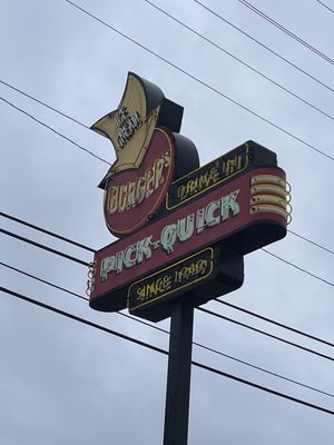 PICK-QUICK Drive In by null