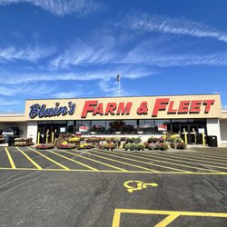 BLAIN'S FARM & FLEET - Belvidere, IL