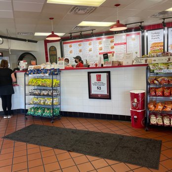 Firehouse Subs - Main entrance - Fast Food Near Me - Sarasota, Florida