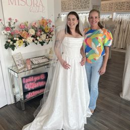 THE DRESS!!!!!! THE DRESS!!!!!!