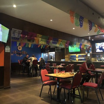 Los Gyros - Dining room - Mexican Near Me - Toronto, Ontario Los Gyros - Dining room - Mexican Near Me - Toronto, Ontario