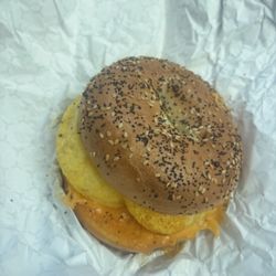 Bob & Ellen's - Egg & cheese on everything bagel