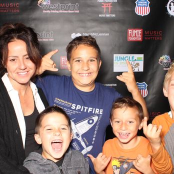 Sky Pixel Photo Booth - Sky Pixel is fun for ALL AGES - Photo Booth Rentals Near Me