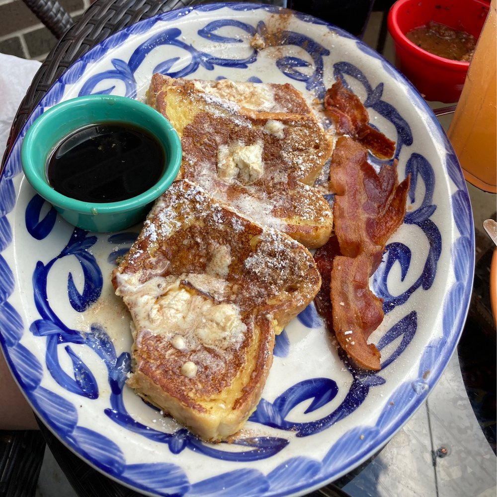 Pablo's Mexican Kitchen - Tres Leches French Toast with bacon - Mexican Near Me - Richmond, Texas Pablo's Mexican Kitchen - Tres Leches French Toast with bacon - Mexican Near Me - Richmond, Texas