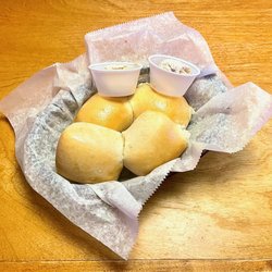 Texas Roadhouse - LOVE these soft bread rolls w/ butter (Cinnamon Butter??) - complimentary