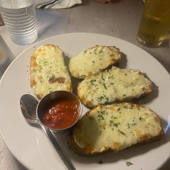 Bricco - Garlic Cheese Bread - Pizza Near Me - Laguna Niguel, California Bricco - Garlic Cheese Bread - Pizza Near Me - Laguna Niguel, California