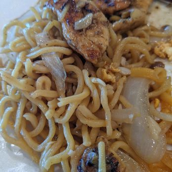 Pho So 1 - Garlic noodles with chicken - Vietnamese Near Me - Lake Forest, California Pho So 1 - Garlic noodles with chicken - Vietnamese Near Me - Lake Forest, California