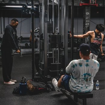 Warhouse Barbell - Gyms Near Me - Huntley, Illinois