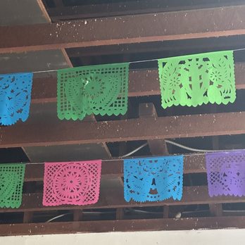 Pannikin Coffee & Tea - Bird poop everywhere - Coffee & Tea Near Me - Encinitas, California Pannikin Coffee & Tea - Bird poop everywhere - Coffee & Tea Near Me - Encinitas, California