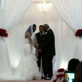 SBD Events - Wedding canopy with Crystal Chandelier. So gorgeous! SBD event - Party & Event Planning Near Me - Hawthorne, California