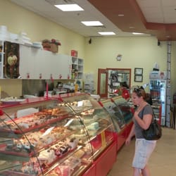 Davide Bakery and Cafe - The store
