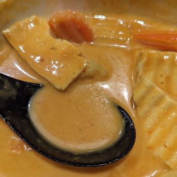 Sweetee Thai Cafe - Yellow Curry - Thai Near Me - Artesia, California Sweetee Thai Cafe - Yellow Curry - Thai Near Me - Artesia, California