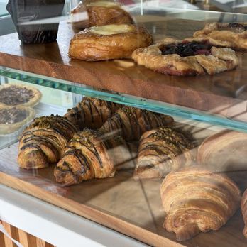 Luua Caffe - Pastries - Breakfast & Brunch Near Me - Inglewood, California Luua Caffe - Pastries - Breakfast & Brunch Near Me - Inglewood, California