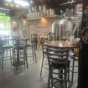 Door 4 Brewing Co. - Interior - Breweries Near Me - Decatur, Illinois
