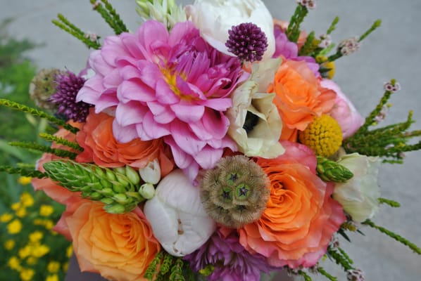 Aaron's Flowers Design & Consulting