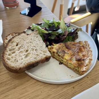 Caracas Bakery - Quiche - Bakeries Near Me - Miami, Florida Caracas Bakery - Quiche - Bakeries Near Me - Miami, Florida