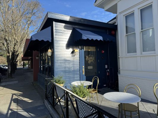 Healdsburg Bubble Bar by null