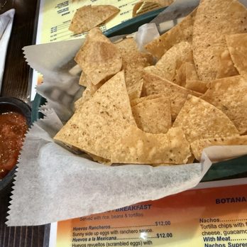 Guanajuato Mexican - Chips with homemade salsa - Mexican Near Me - Milwaukee, Wisconsin