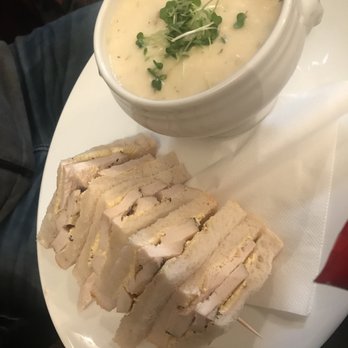 Gus O'Connor's - Pubs Near Me - Doolin, CE Gus O'Connor's - Pubs Near Me - Doolin, CE