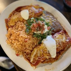Los Gallos Mexican Restaurant - Cheese enchiladas