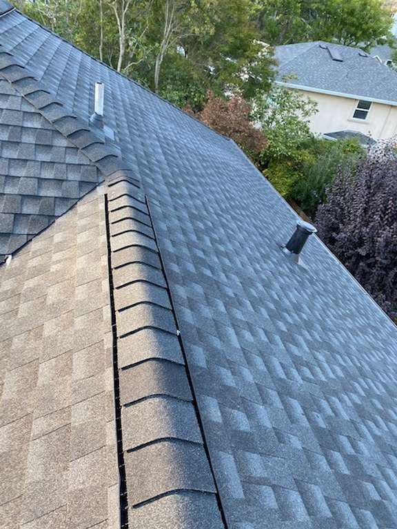 Slide of Gramajo Roofing