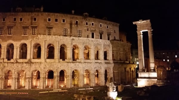 Teatro di Marcello by null