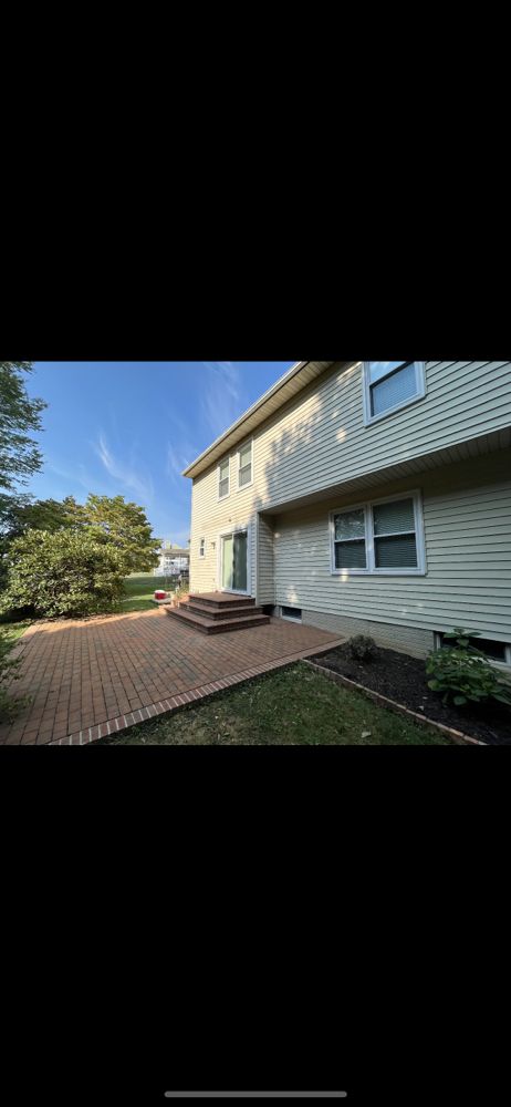 Slide of Naldo’s Handy Services