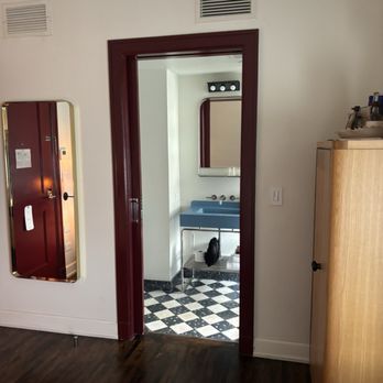 The Siren Hotel - Hotels Near Me - Detroit, Michigan The Siren Hotel - Hotels Near Me - Detroit, Michigan