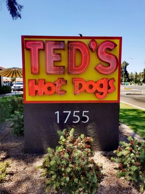 Ted's Hot Dogs by null