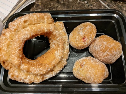 Aurora Donuts & Ice Cream by null