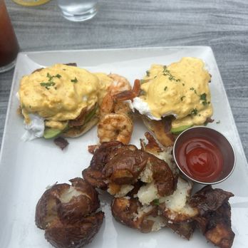 GiGi's by The Pier - Cali Benedict - Seafood Near Me - San Clemente, California GiGi's by The Pier - Cali Benedict - Seafood Near Me - San Clemente, California