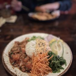 Max’s South Seas Hideaway - Poke Bowl