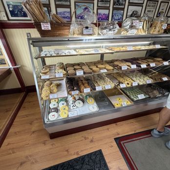 Half Moon Bay Bakery - Display #2 - Bakeries Near Me - Half Moon Bay, California