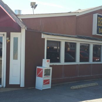 Brad's Bar-B-Q - The best food comes from sweet little local joints like Brads. - Barbeque Near Me - Memphis, Tennessee