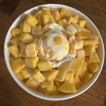Dessert Cafe Concord - Mango bingsu - Desserts Near Me - Concord, California