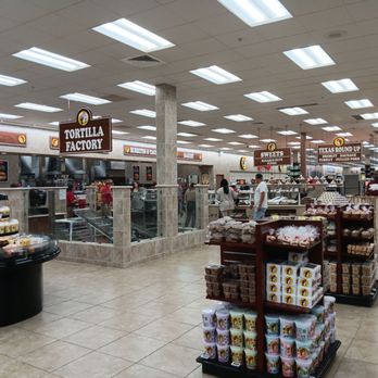 Buc-ee's - Gas Stations Near Me - Leeds, Alabama
