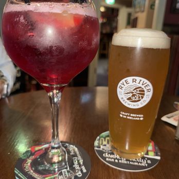 Darkey Kellys - Red Lolly and a Rye River Brewing IPA - Pubs Near Me - Dublin, D