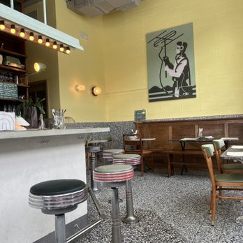 Radio Star - Inside the restaurant - Diners Near Me - Brooklyn, New York