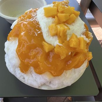 Kiyoraka - Golden crunch - Shaved Ice Near Me - Irvine, California