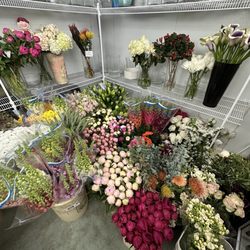 Rosa Floral Design